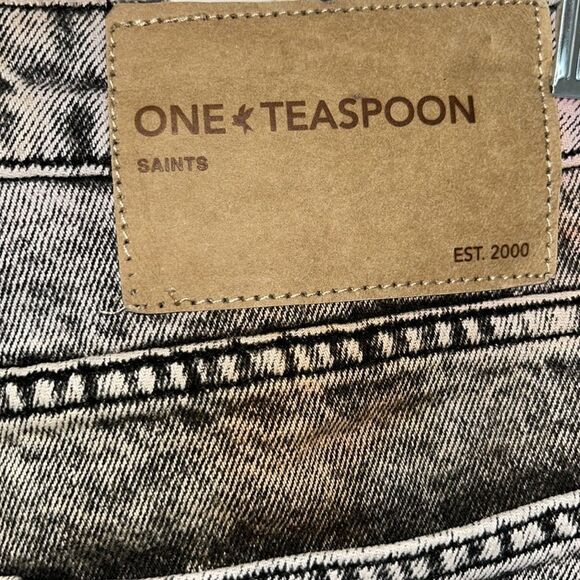 Revolve One Teaspoon Acid Wash Distressed Boyfriend Jeans(Size 32) - Picture 8 of 10